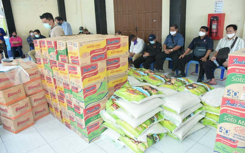 Peduli Dampak Covid-19, Pupuk Kaltim Salurkan 76 Paket Sembako bagi Pendeta dan Pembina Rohani BKAG Bontang./JIBI-Istimewa