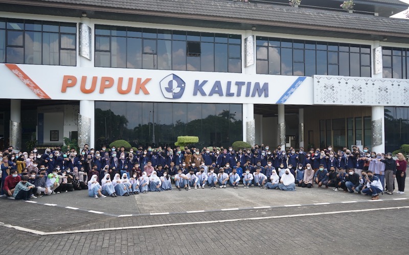 PT Pupuk Kalimantan Timur (PKT) menggelar tiga program permagangan untuk mengasah kemampuan pada tataran profesional, dengan penempatan di lingkungan kerja perusahaan selama enam bulan./JIBI-Istimewa