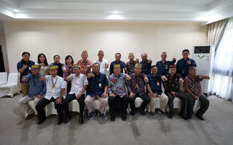 Majelis Adat Dayak Nasional Marthin Billa mengapresiasi keberadaan PT Pupuk Kalimantan Timur (PKT) sebagai salah satu anak usaha BUMN yang berdiri dan berkembang di Bumi Etam. /JIBI-Istimewa