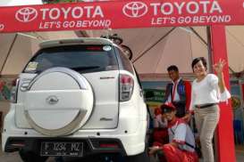 Posko Siaga 24 Jam Toyota Siap Servis 850 Kendaraan Pemudik di Cikampek