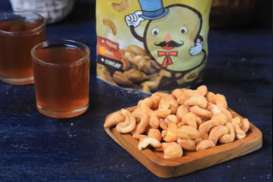 Bisnis Panganan Kacang Mede, Memburu Sumber Bahan Baku Berkualitas   