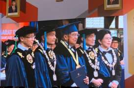 Jusuf Kalla Raih Gelar Doktor Kehormatan di Bidang Produktivitas dari ITB