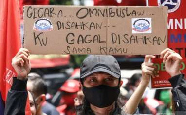 Anies Revisi UMP Jakarta 2022, Begini Reaksi Buruh