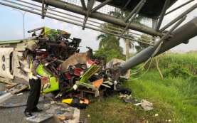 Update. 14 Orang Meninggal Kecelakaan Bus di Tol Mojokerto