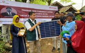 MUJ ONWJ Akselerasi Program 1.000 PLTS bagi Rumah Tangga Tanpa Aliran Listrik di Karawang