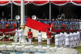 Upacara Penurunan Bendera Berjalan Lancar, Jokowi: Terima Kasih