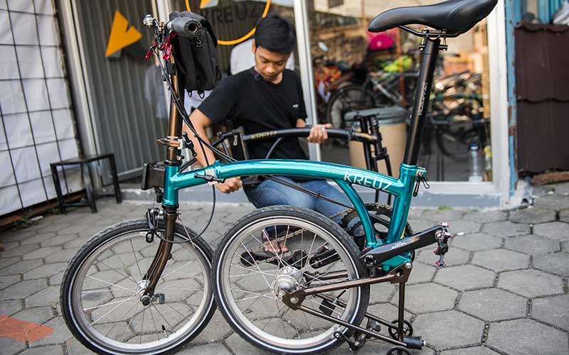  Sepeda  Mirip Brompton  Buatan UMKM Bandung  Laris Terjual 