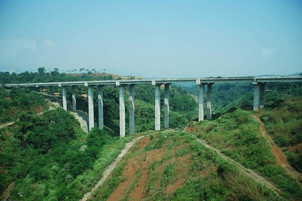Jembatan Cisomang - setkab.go.id