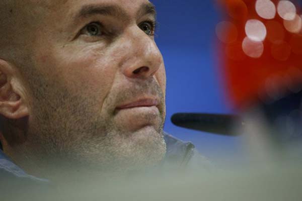 Pelatih Real Madrid Zinedine Zidane - Reuters/Juan Medina