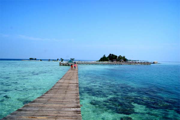 Kepulauan Seribu.  - anekatempatwisata.com