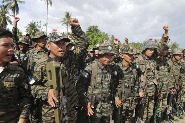 Pasukan Filipina dan Abu Sayyaf Baku Tembak, Delapan Tewas