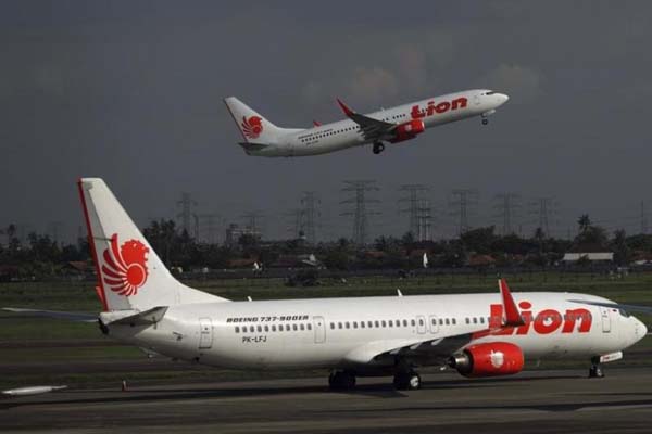 Pilot Ajak Istri ke Kokpit, Menhub Janji Tegur Lion Air