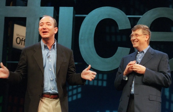 Gates, Bezos & Co. lassen unter dem Eis von Grönland schürfen