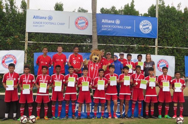 Dari Bali Dua Remaja Indonesia Ikut Pelatihan di Bayern ...