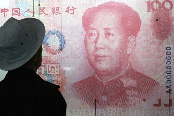 Gubernur PBOC: Utang Tinggi, Sistem Finansial China Lebih Rentan  