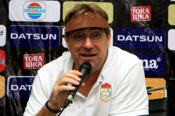 Pelatih PSM Makassar Robert Rene Alberts - Antara