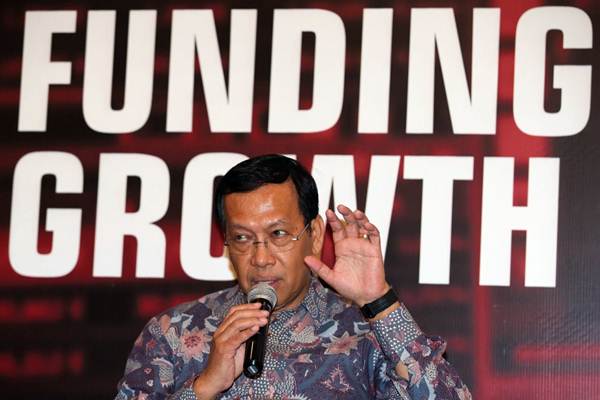 Direktur Jendral Pajak Robert Pakpahan menyampaikan materi saat acara Bahana Forum di Jakarta, Senin (12/2/2018). - JIBI/Abdullah Azzam