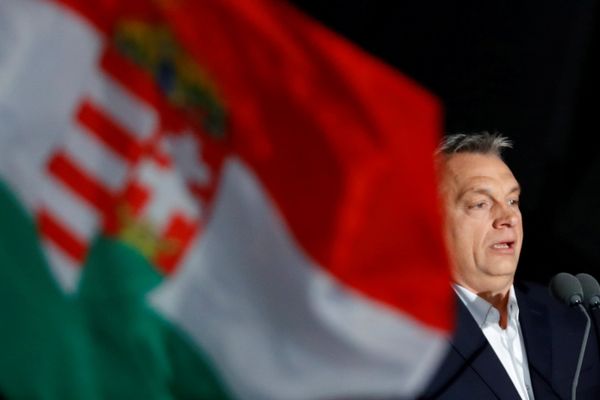 Viktor Orban Kembali Pimpin Hungaria