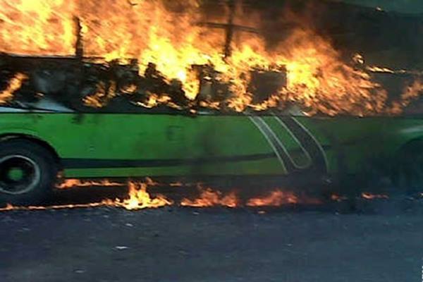 Ilustrasi bus terbakar - Antara