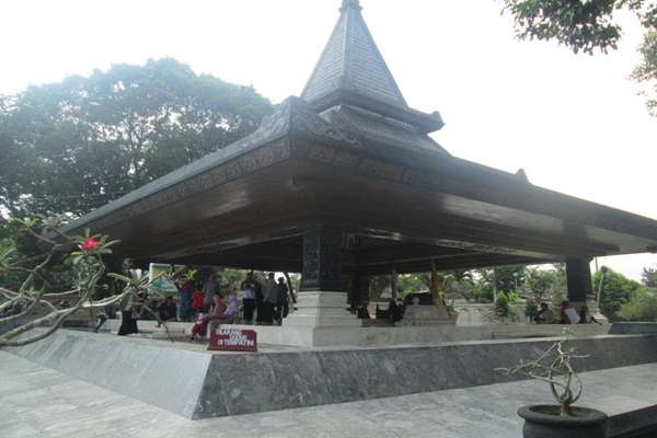 Jelang Ramadan, Megawati Nyadran ke Makam Bung Karno ...