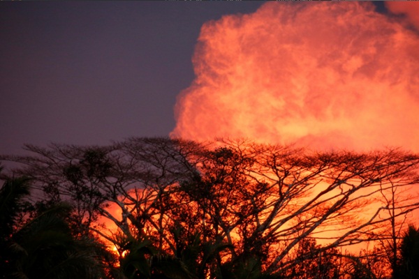 Gunung Berapi Hawaii Kilauea Batuk Lagi Kabar24 Bisnis Com