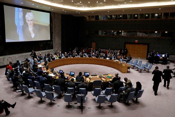 Para delegasi menghadiri pertemuan Dewan Keamanan PBB yang membahas kondisi di Suriah di Markas PBB, New York, 22 Februari 2018. - Reuters
