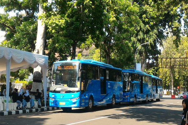 23 Kota Siap Operasikan Bus  Rapid Transit Ekonomi Bisnis com