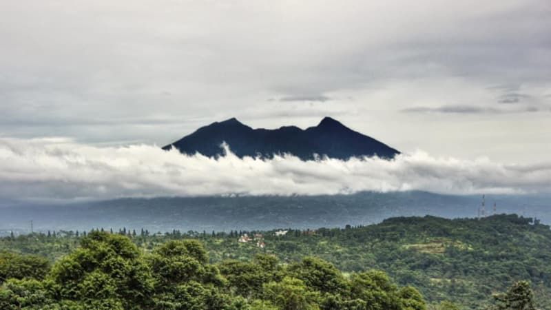 BNPB Tegaskan Gunung Salak  Berstatus Normal Kabar24 