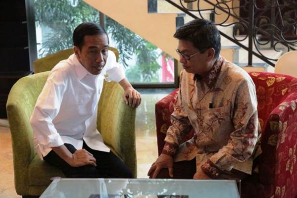 Gubernur Kalimantan Utara Irianto Lambrie dan Prsiden Joko Widodo - Istimewa