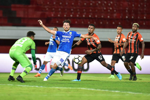 Liga 1: Persib Jauhi Gelar Juara, Perseru & PS Tira Dekati Degradasi