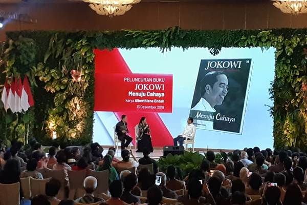 Buku Jokowi Menuju Cahaya Ungkap Kesulitan Jokowi Di Masa Kecil Kabar24 Bisnis Com
