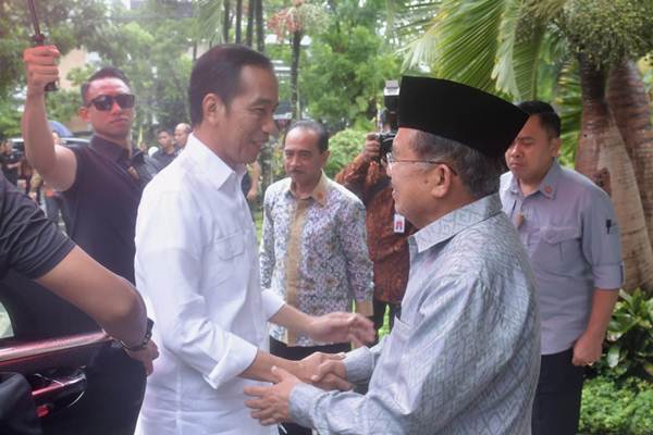 Jokowi dan JK saat bertemu di Makassar - Istimewa