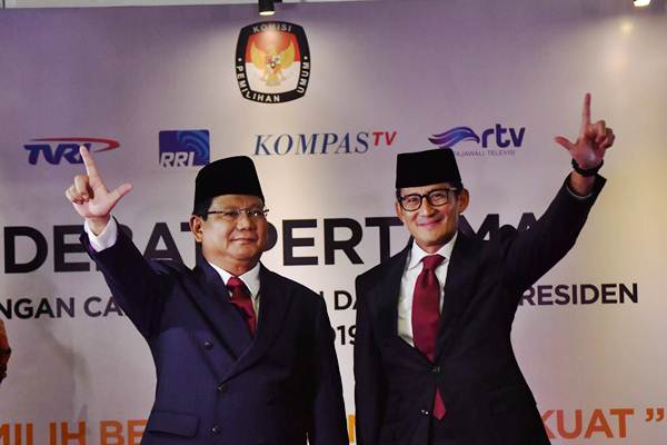 Capres-cawapres nomor urut 02 Prabowo-Sandiaga Uno tiba untuk mengikuti debat pertama Pilpres 2019, di Hotel Bidakara, Jakarta, Kamis (17/1/2019). - ANTARA/Aprillio Akbar
