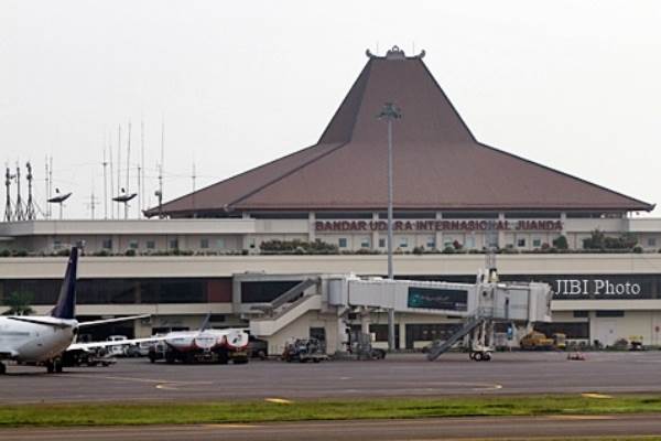 Landasan Pacu Rusak Bandara Juanda Surabaya Ditutup Sementara Ekonomi Bisnis Com