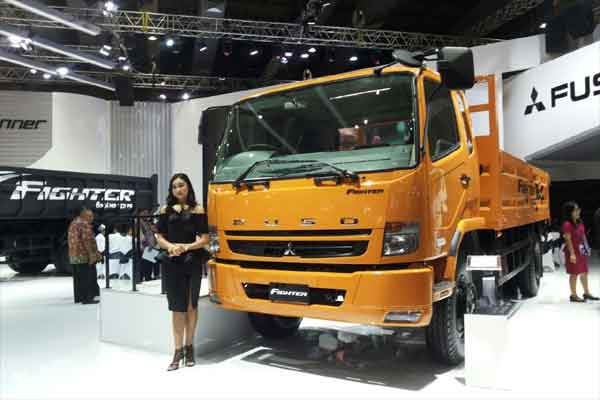 Garap Pasar Truk  Medium Mitsubishi Fuso  Siapkan 7 Varian 