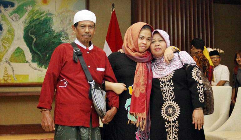 Bertemu Jokowi di Istana, Siti Aisyah Mengaku Senang
