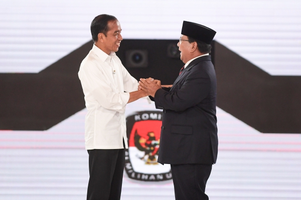 Survei Indikator Politik: Jokowi-Ma'ruf 55,4%, Prabowo-Sandi 37,4%
