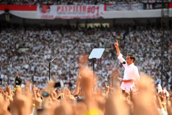 5 Terpopuler Ekonomi, Jokowi Arahkan APBN 2020 Fokus Hal Ini dan Kertajati Akan Jadi Bandara Umrah, Menhub: Menteri Agama Bantuin, Dong!