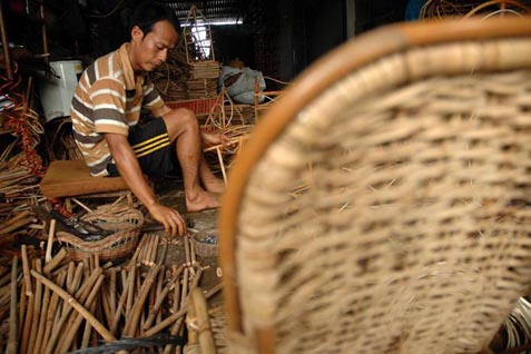 Industri Mebel Jatim Kekurangan  Bahan Baku Rotan 