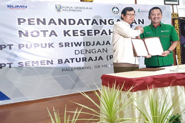 Pusri Gandeng Semen Baturaja Pasok Bahan Baku NPK 