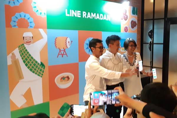 Dari kiri ke kanan : Product Manager Line Indonesia Fauzan Helmi,Managing Director Line Indonesia Dale Kim, Marketing Lead Line Indonesia Ina Nurulita