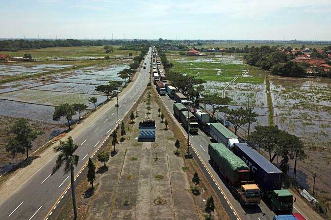 Mobil Pemudik Menuju Brebes Meningkat 2 Kali Lipat Ekonomi Bisnis Com