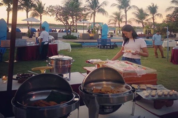 Wisata Kuliner Lebaran dengan All You Can Eat Beach 