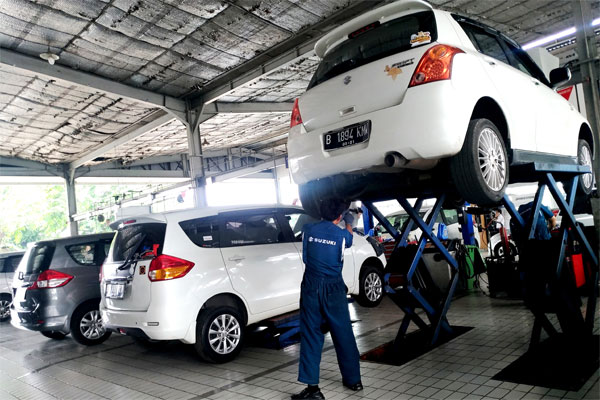 Servis Pertama Tak Lagi Gratis Ganti Oli Ini Alasan Suzuki Otomotif Bisnis 