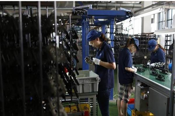 Output Industri  Jepang  pada Juni Alami Penurunan Terburuk 