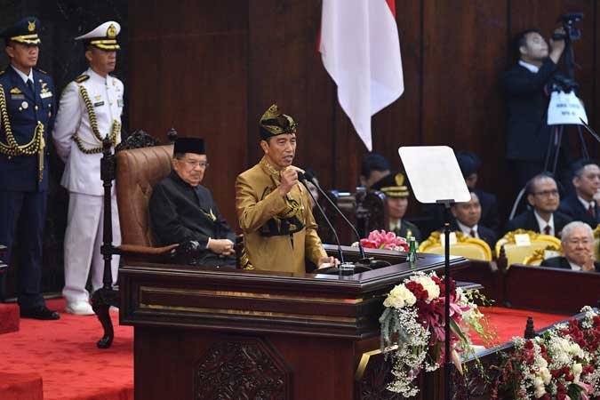 Presiden Jokowi  Saatnya Bangun Industri Mobil  Listrik  