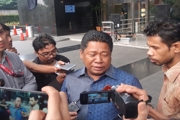 Anggota DPRD Jabar Waras Wasisto usai menjalani pemeriksaan di KPK - Bisnis/Ilham Budhiman
