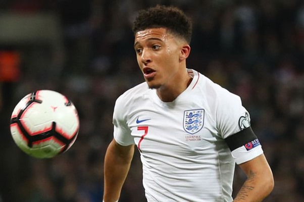 Sancho Dedikasikan Dua gol Bersama Timnas Inggris untuk Mendiang Neneknya - Bola Bisnis.com