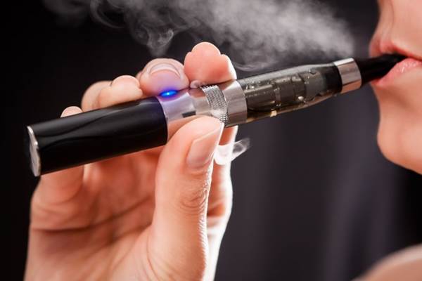 Mengapa Korban Vape Hanya Ada di AS, tapi di Inggris tak Terjadi? - Kabar24  Bisnis.com