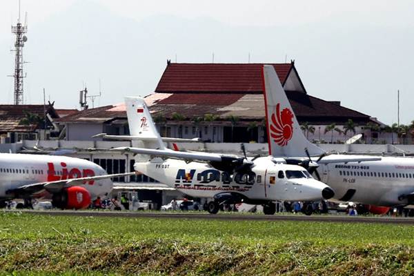 Ada Bandara Kertajati Bandara Husein Jadi Hub Pesawat Kecil Ekonomi Bisnis Com